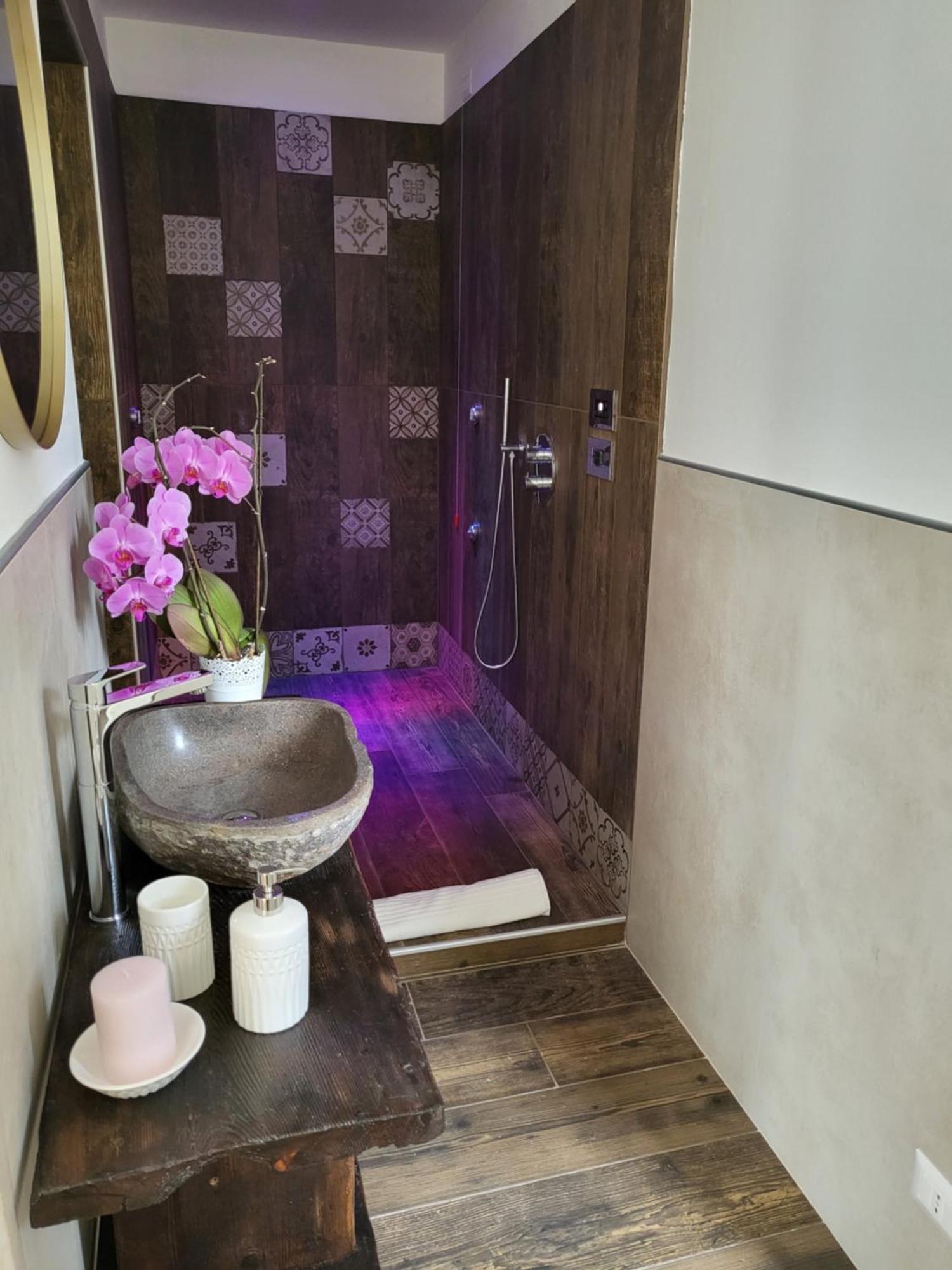 Alloggio Delizioso Domodossola Rooms Exterior photo