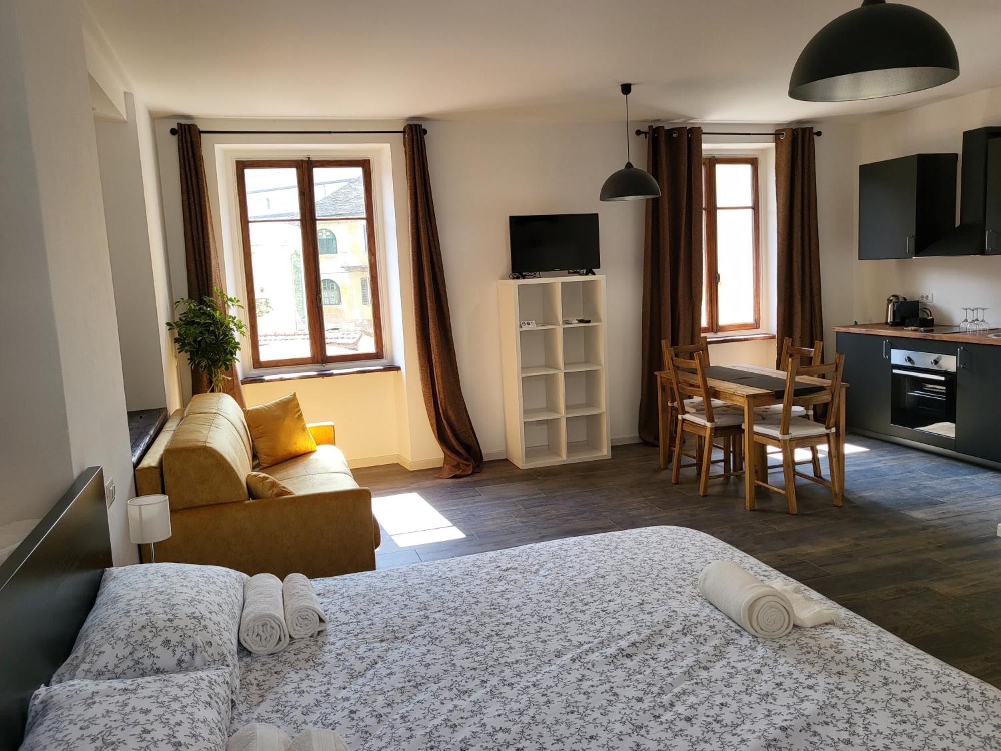 Alloggio Delizioso Domodossola Rooms Exterior photo